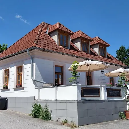 Maly Mnich Frühstückspension *