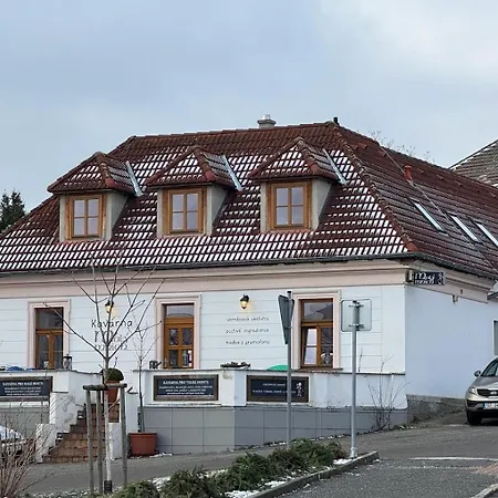 Maly Mnich Nocleg ze śniadaniem Mníšek pod Brdy