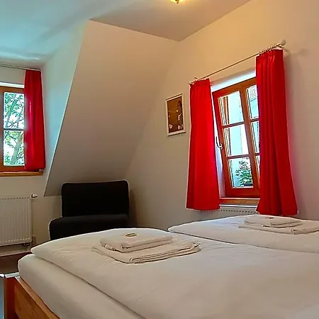 Malý Mnich Mníšek pod Brdy