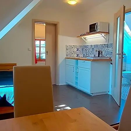 Malý Mnich Mníšek pod Brdy